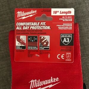 Milwaukee protective sleeves